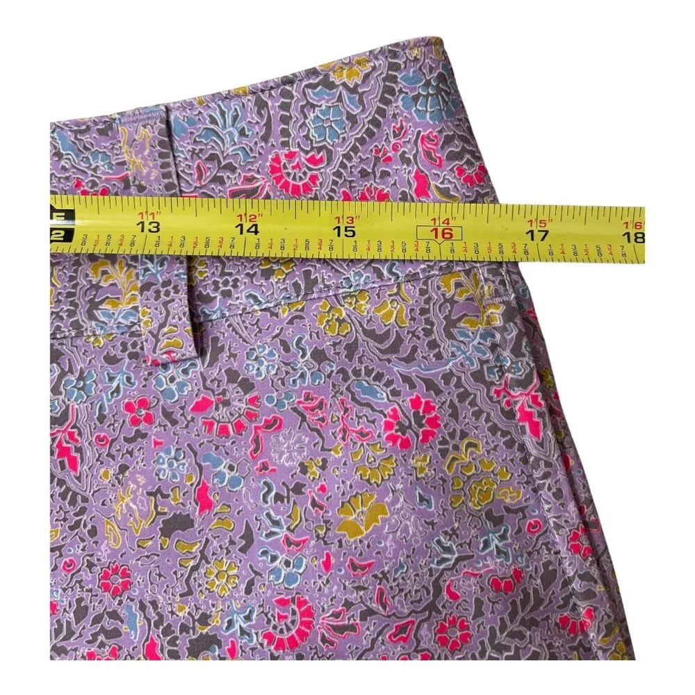 Nike Golf Women's Fit Dry Floral Paisley Pink Purple Bermuda Shorts size 8 - Picture 8 of 13